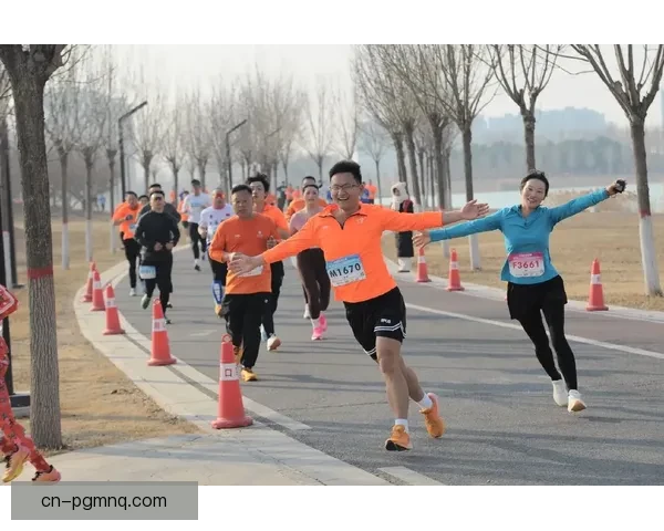 马拉松训练秘籍：提升速度，延长耐力，享受长跑乐趣